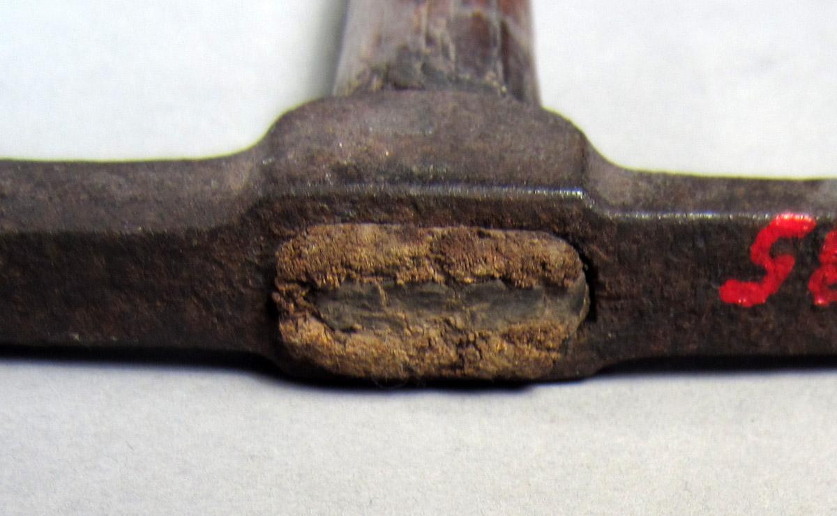 1957.0026.385 Saddler's hammer, Eye