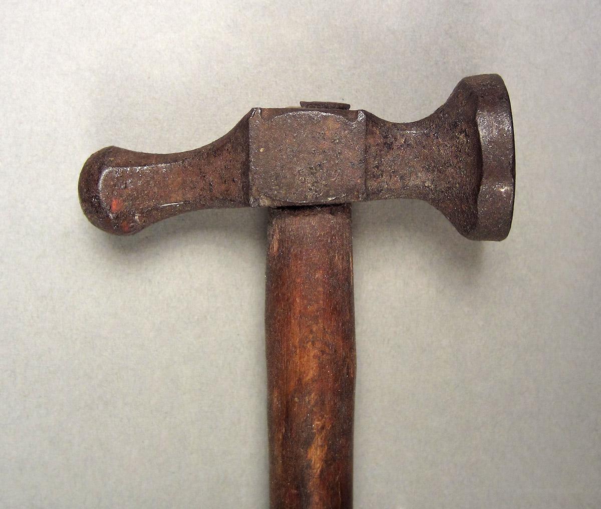 1957.0026.388, Hammer, head side 1