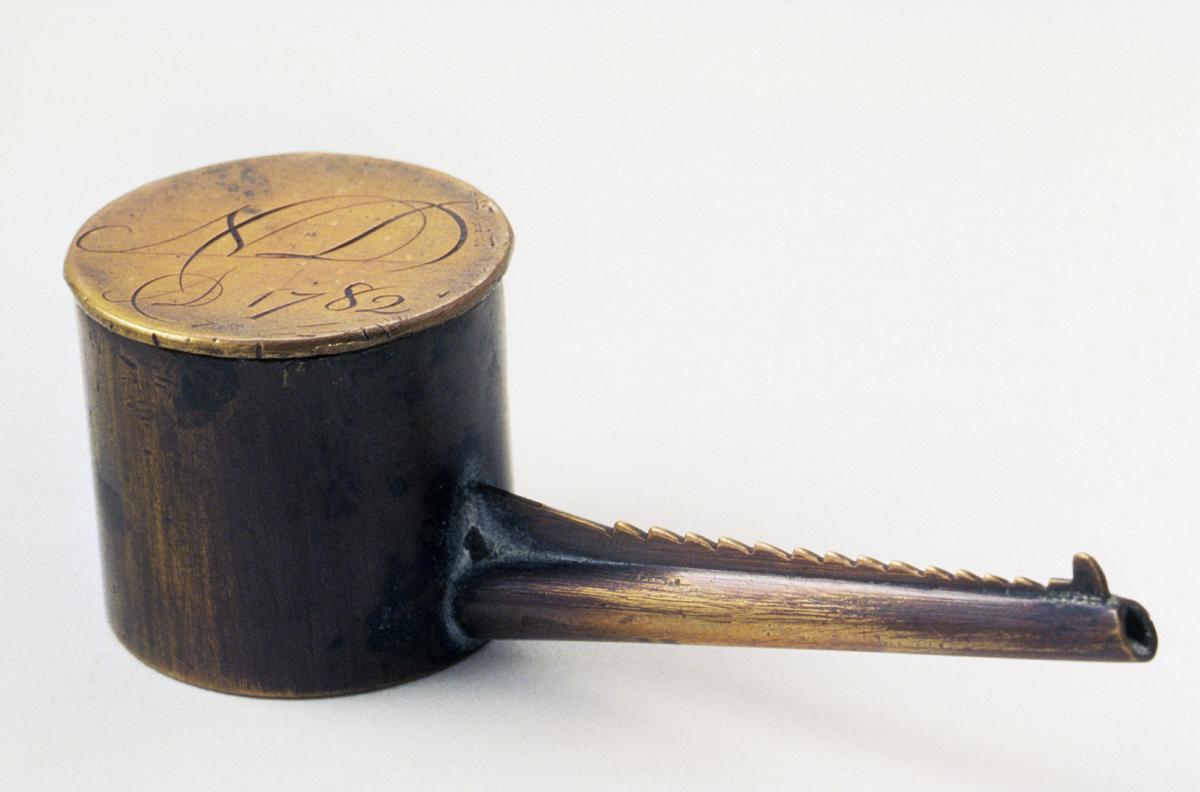 1957.0026.391 Container
