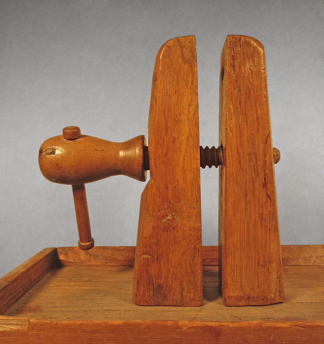 1957.0026.394 A-D, Vise, clamp top