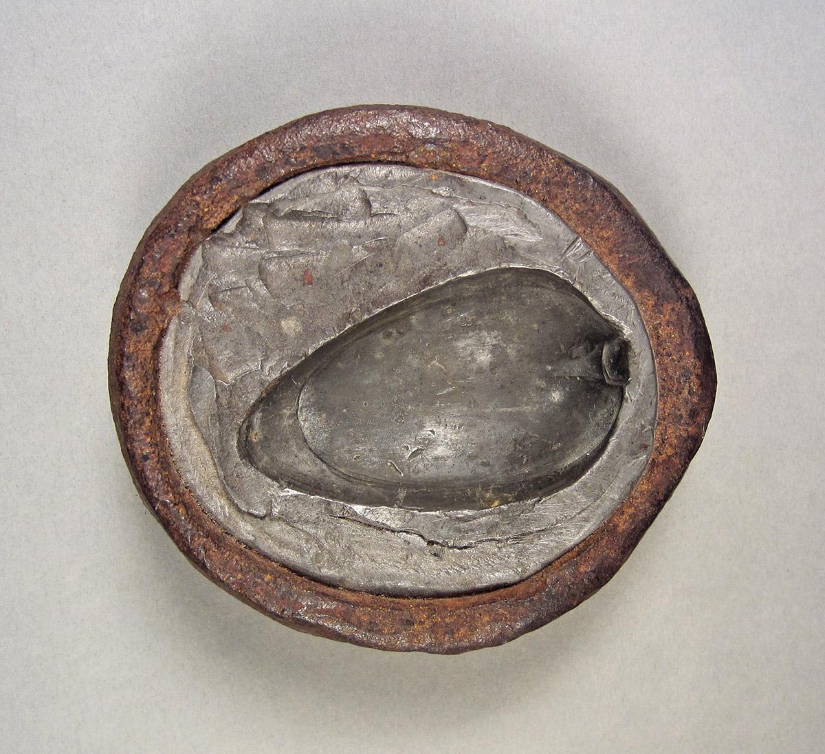 1957.0026.408, Spoon mold, top