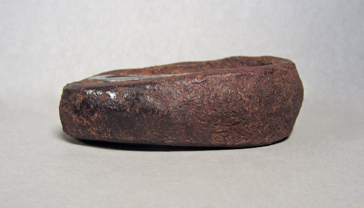1957.0026.408, Spoon mold, side