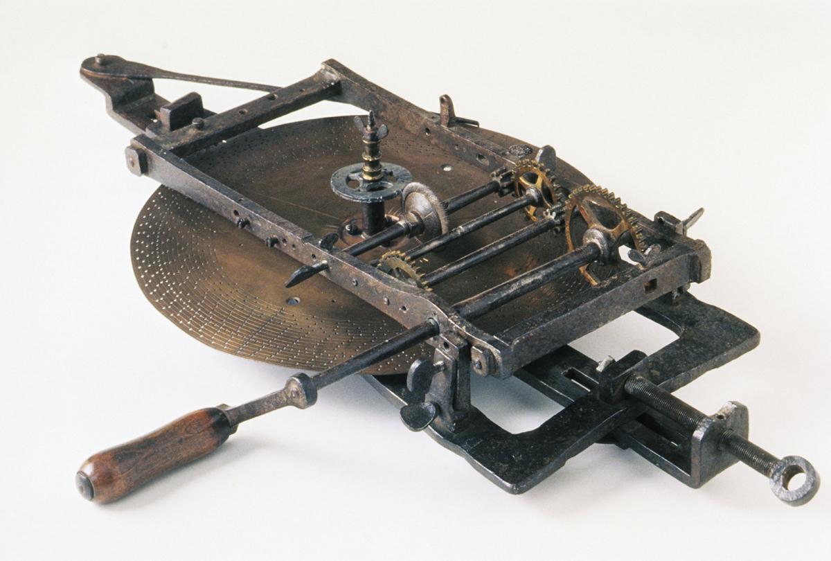 1957.0026.409 Wheel-Cutting Engine