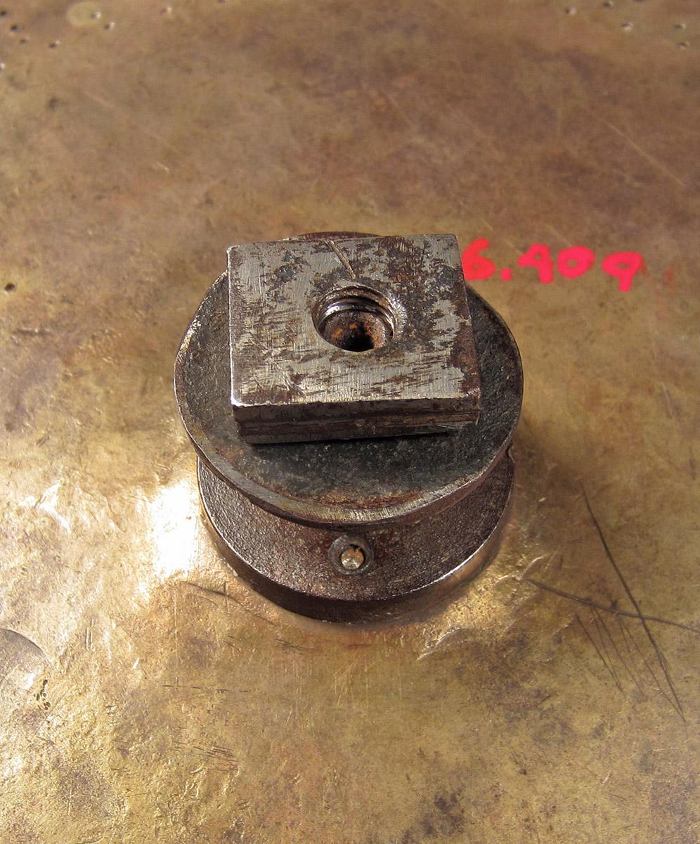 1957.0026.409 C, Wheel-cutting engine, plate C bottom center