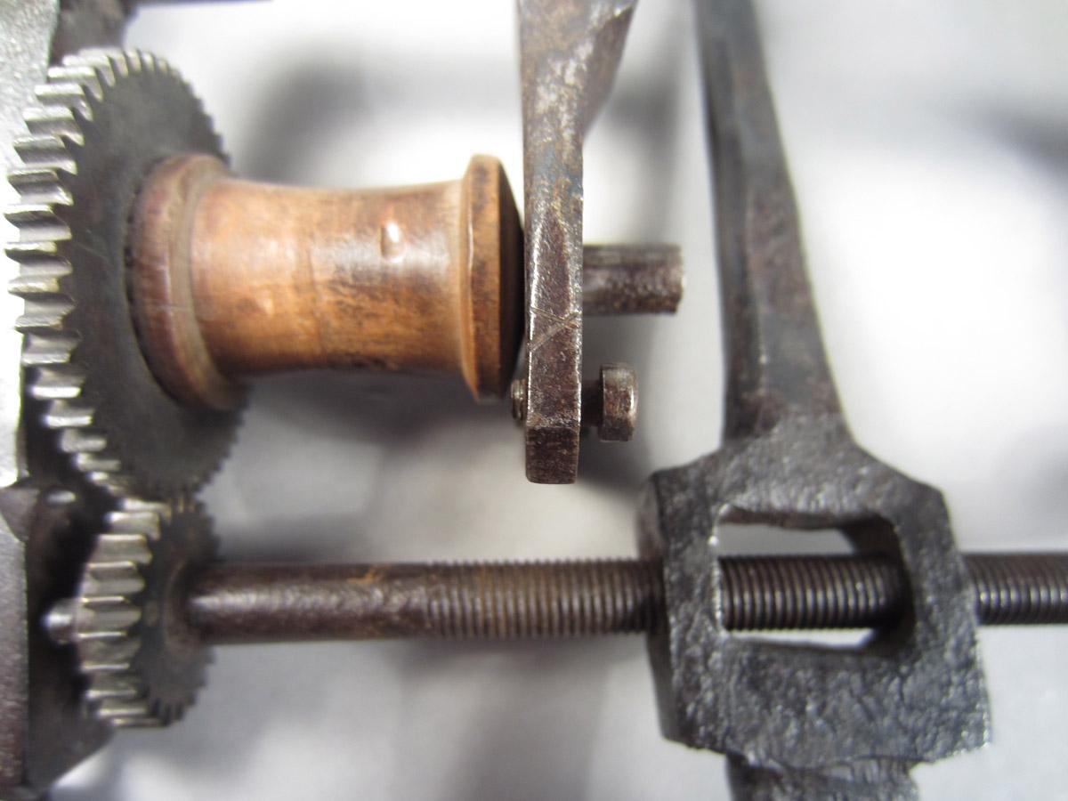 1957.0026.410 Fusee Engine, Spool