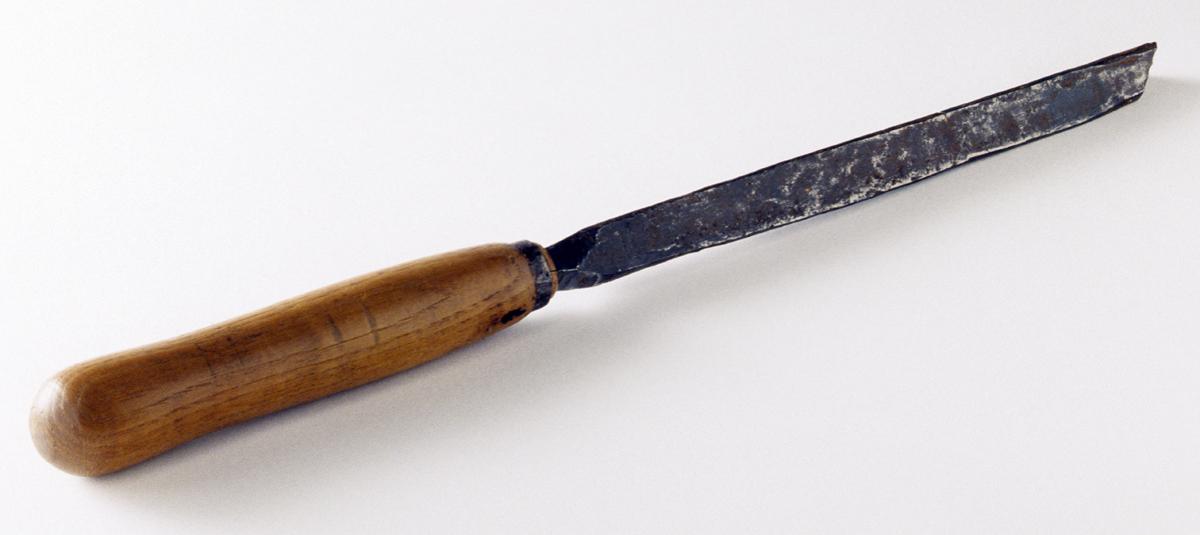 1957.0026.413 Turning Chisel