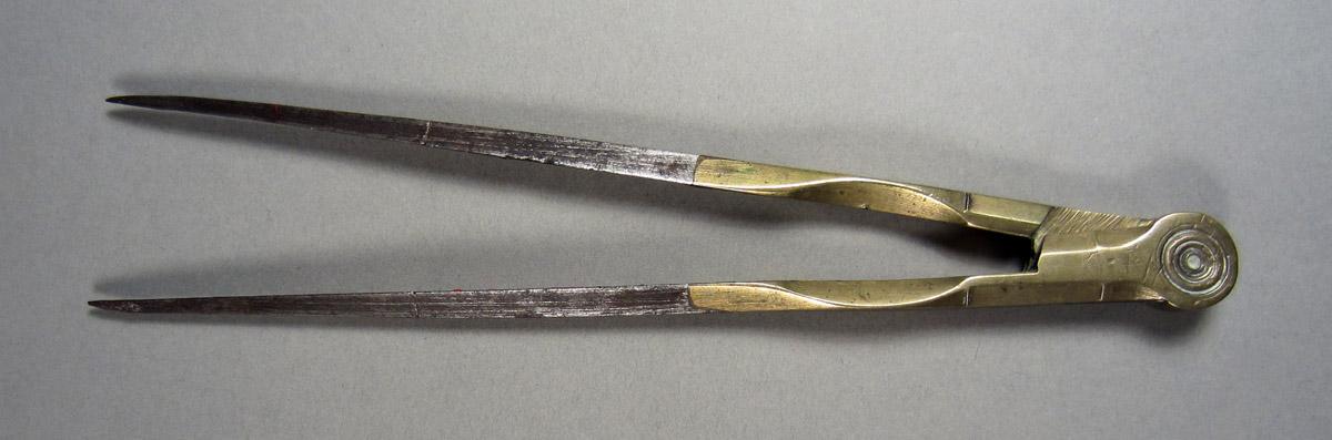 1957.0026.418 Dividers, View 2