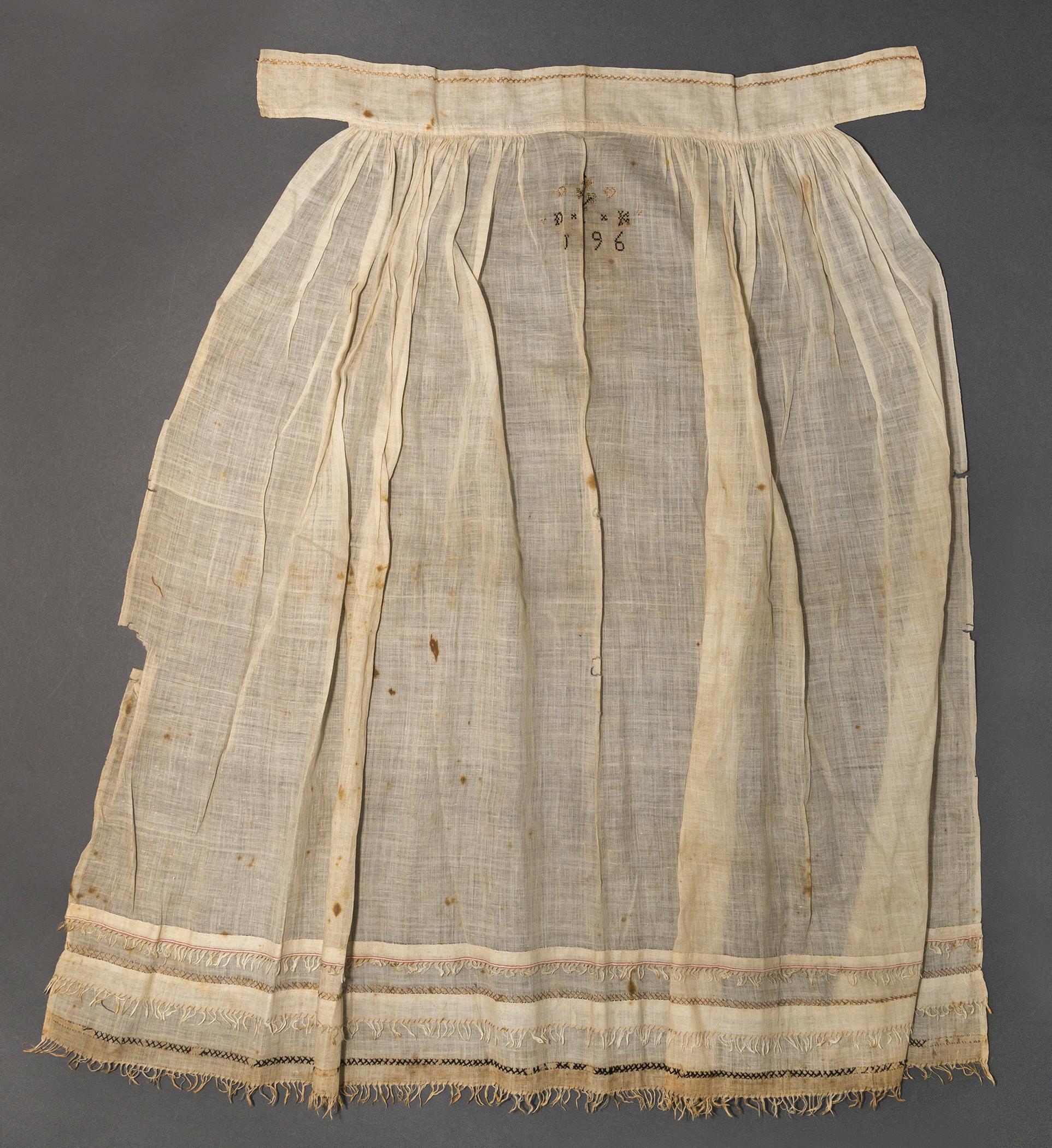 1968.0002 Apron, view 1