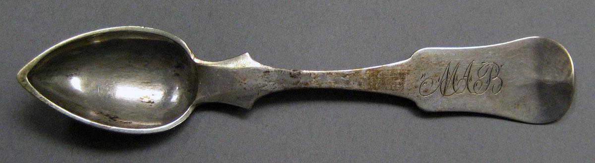 1968.0015 Silver Spoon upper surface