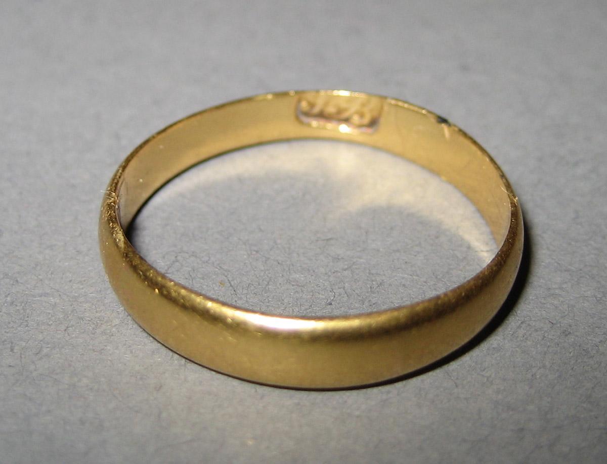1968.0017 Ring