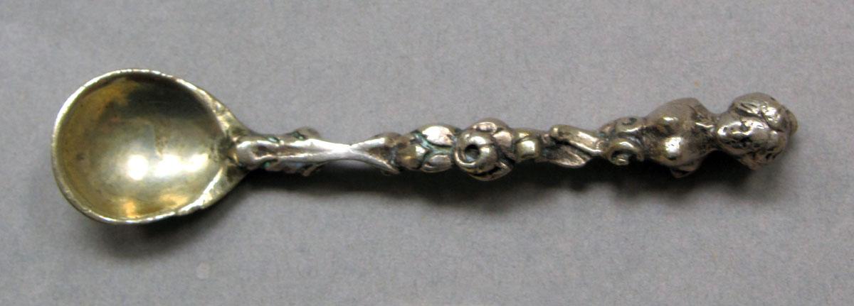 1968.0032.002 Salt spoon upper surface