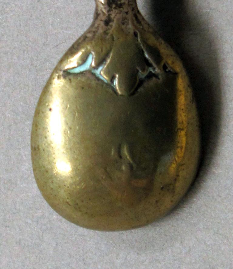 1968.0032.003 Salt spoon mark