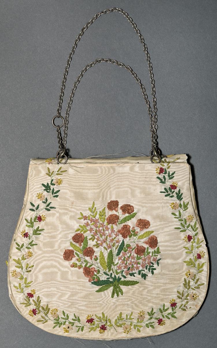 1968.0050 Purse, Backside