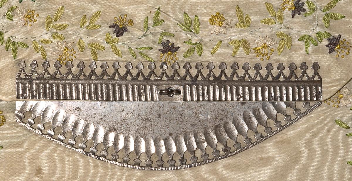 1968.0050 Purse, Detail 2