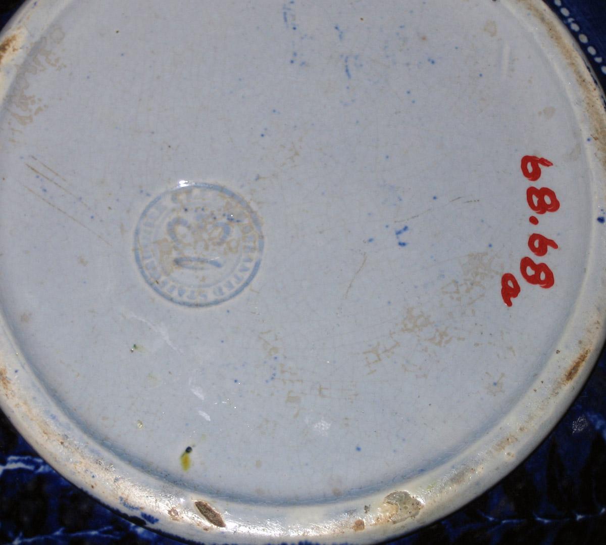 1965.0068 A Chamber pot (mark)