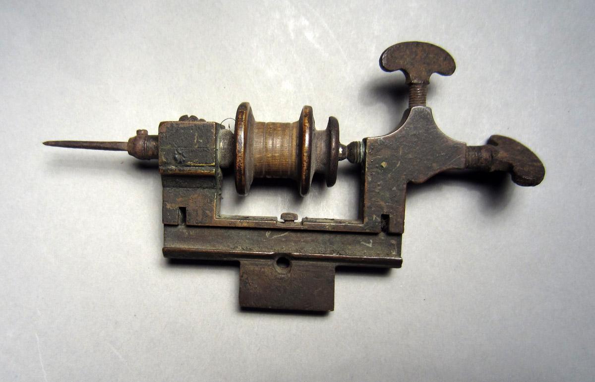 1957.0026.429 Lathe, View 1