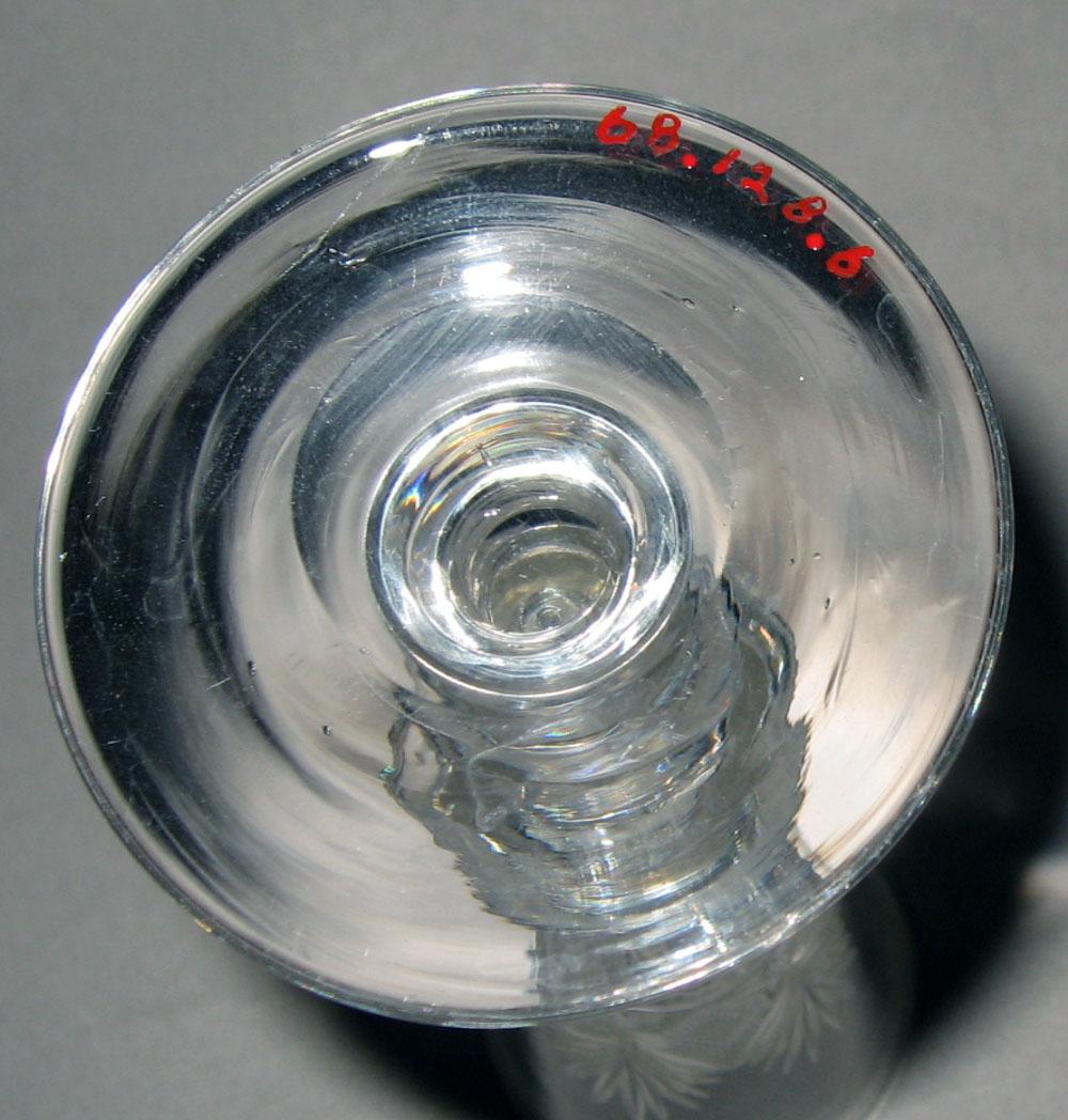 1968.0128.006 Glass flute glass (underside)