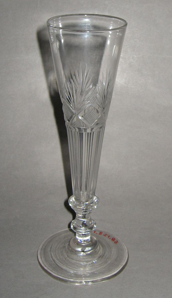 1968.0128.014 Lead glass flute glass