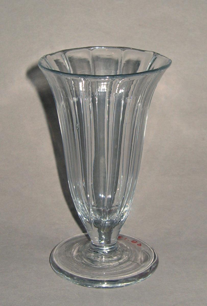 1968.0130.006 Colorless glass jelly glass