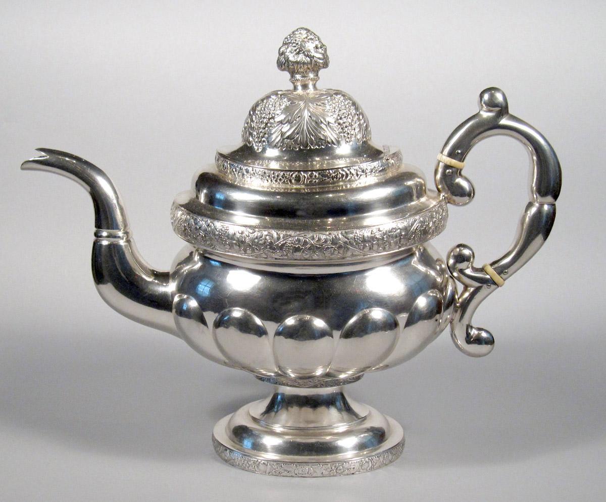 1968.0132.002 Silver Teapot side 2