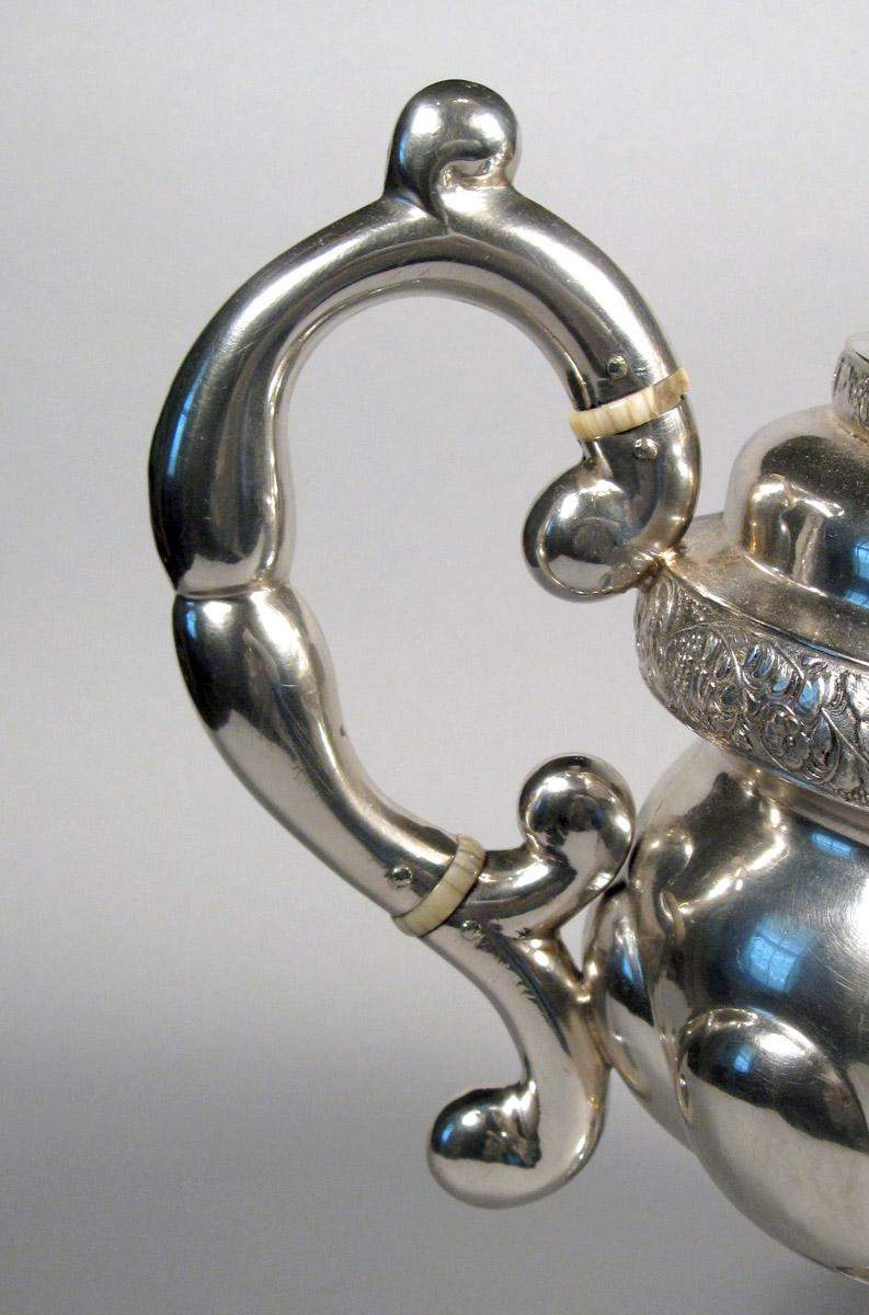 1968.0132.002 Silver Teapot detail handle