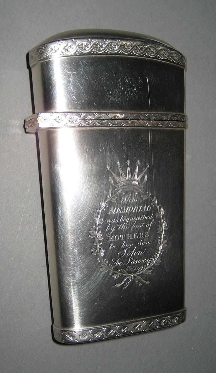 1968.0136 A-E Etui