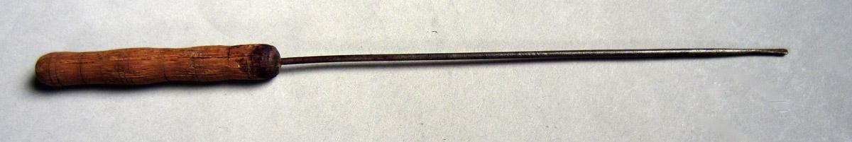 1963.0156.434 Oiling rod, View 1