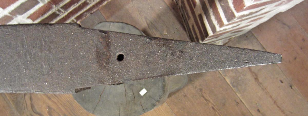 1957.0026.437 A, Anvil, anvil horn 2