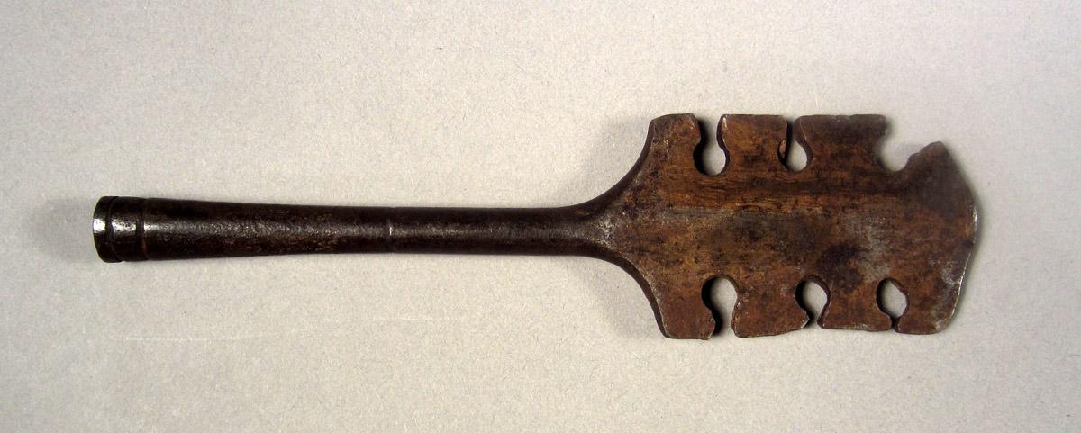 1957.0026.438 Saw set, View 2