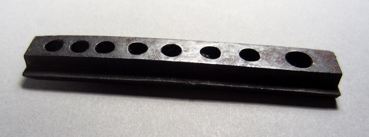 1957.0026.439 Wire or draw plate, Side