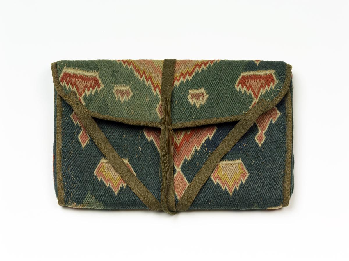 1968.0162 Pocketbook (view 2)