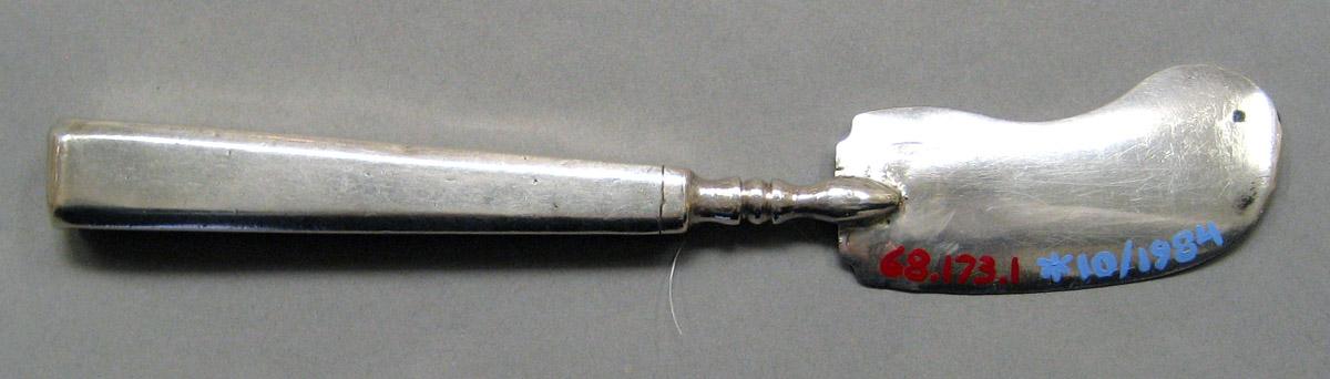 1968.0173.001 Silver Knife underside