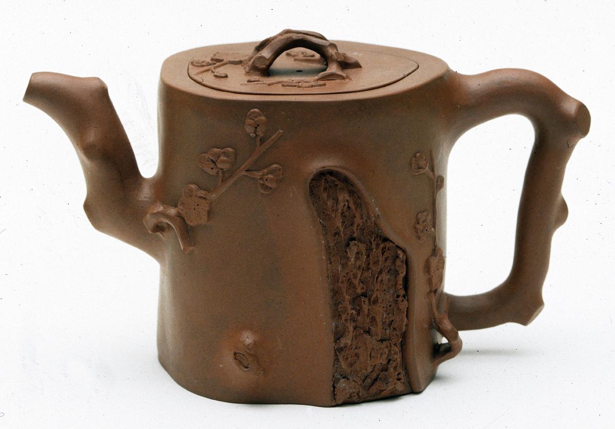 1968.0183 Yixing redware teapot