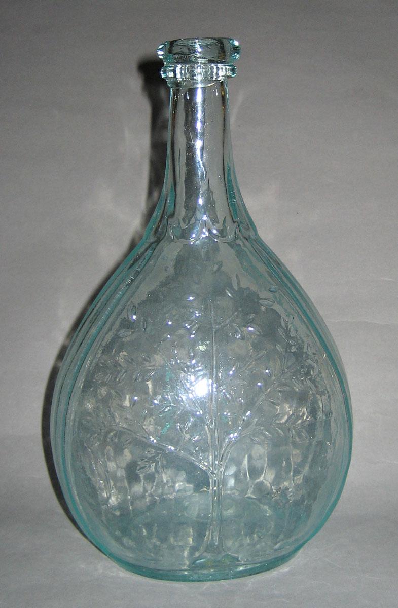 1968.0196 (side 2) Flask