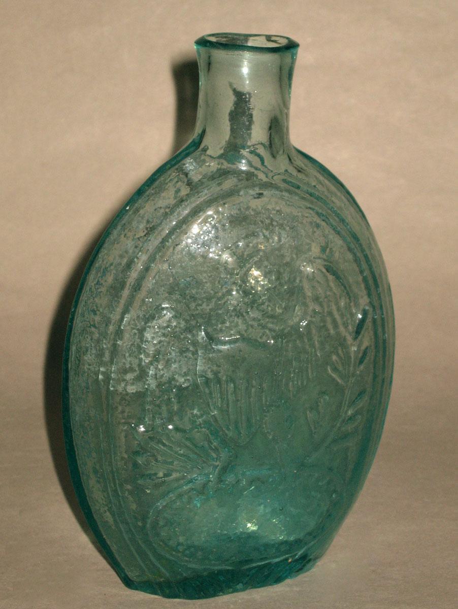 1968.0203 Glass flask (op.side)