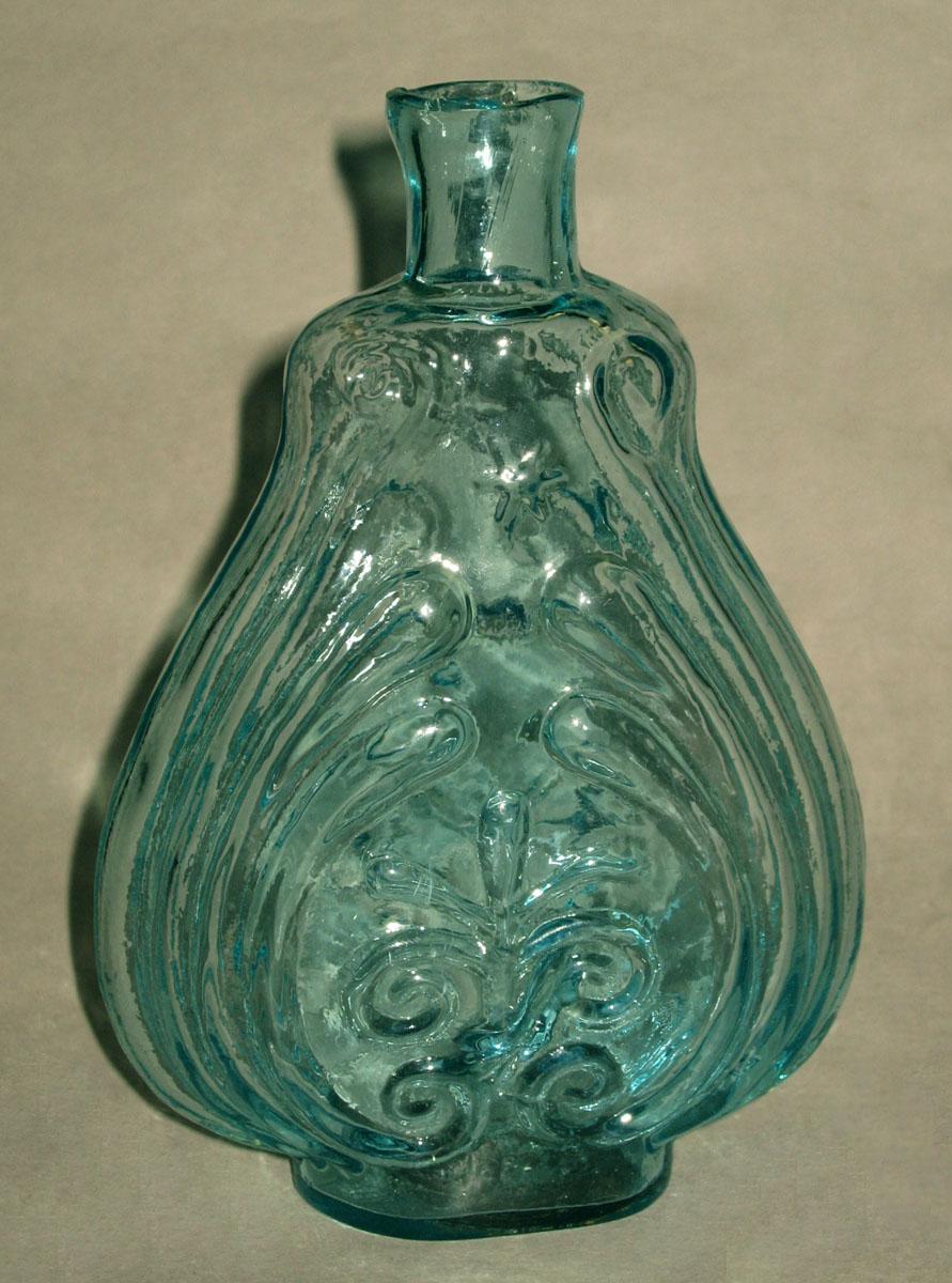 1968.0211 Glass flask
