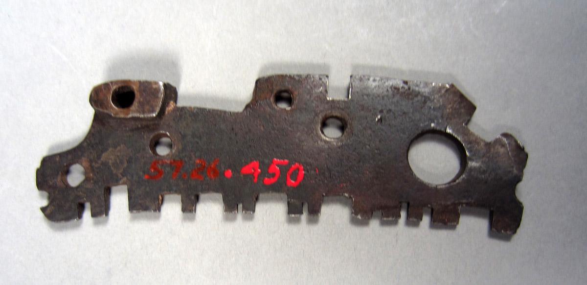 1957.0026.450 Gauge, View 2