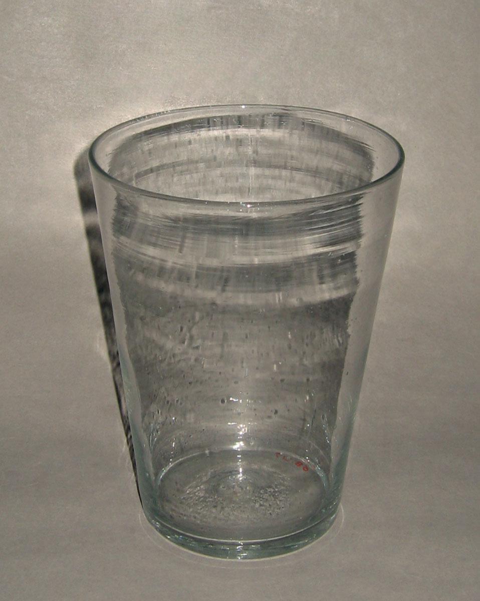 1968.0217 Glass tumbler