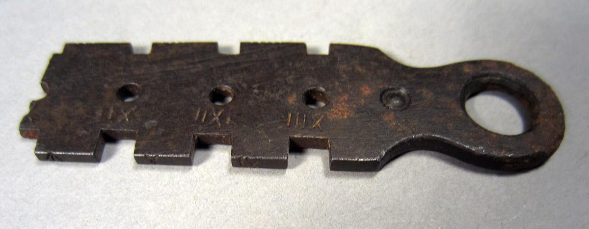 1957.0026.454 Gauge, View 1