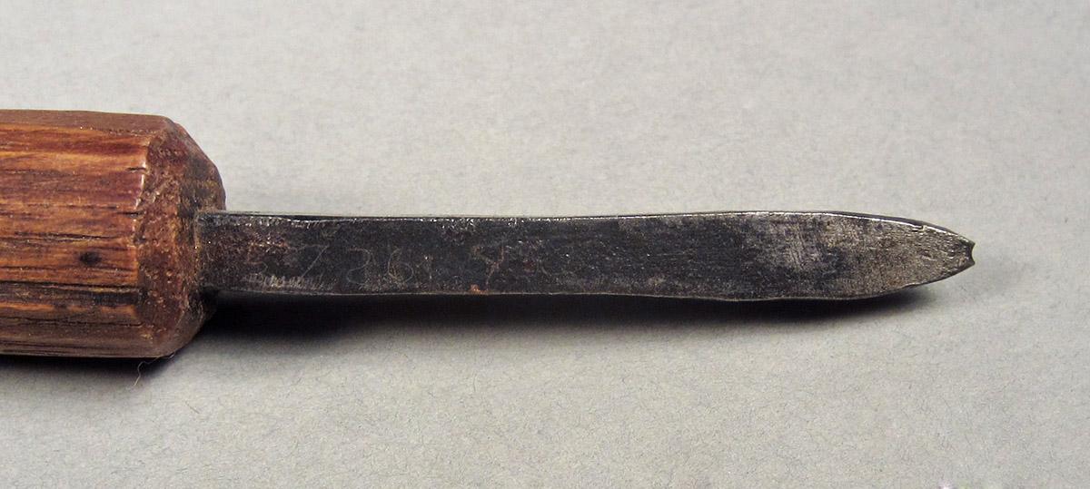 1957.0026.455, Turning tool, blade side 1