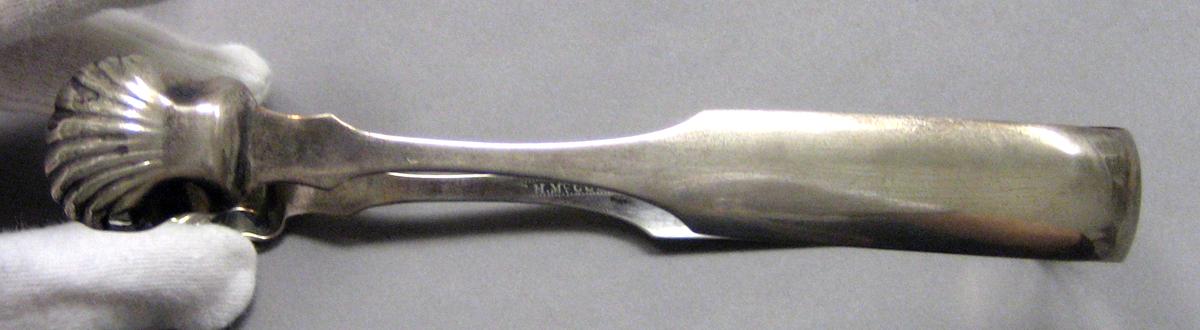 1968.0261 Silver Tongs view 2