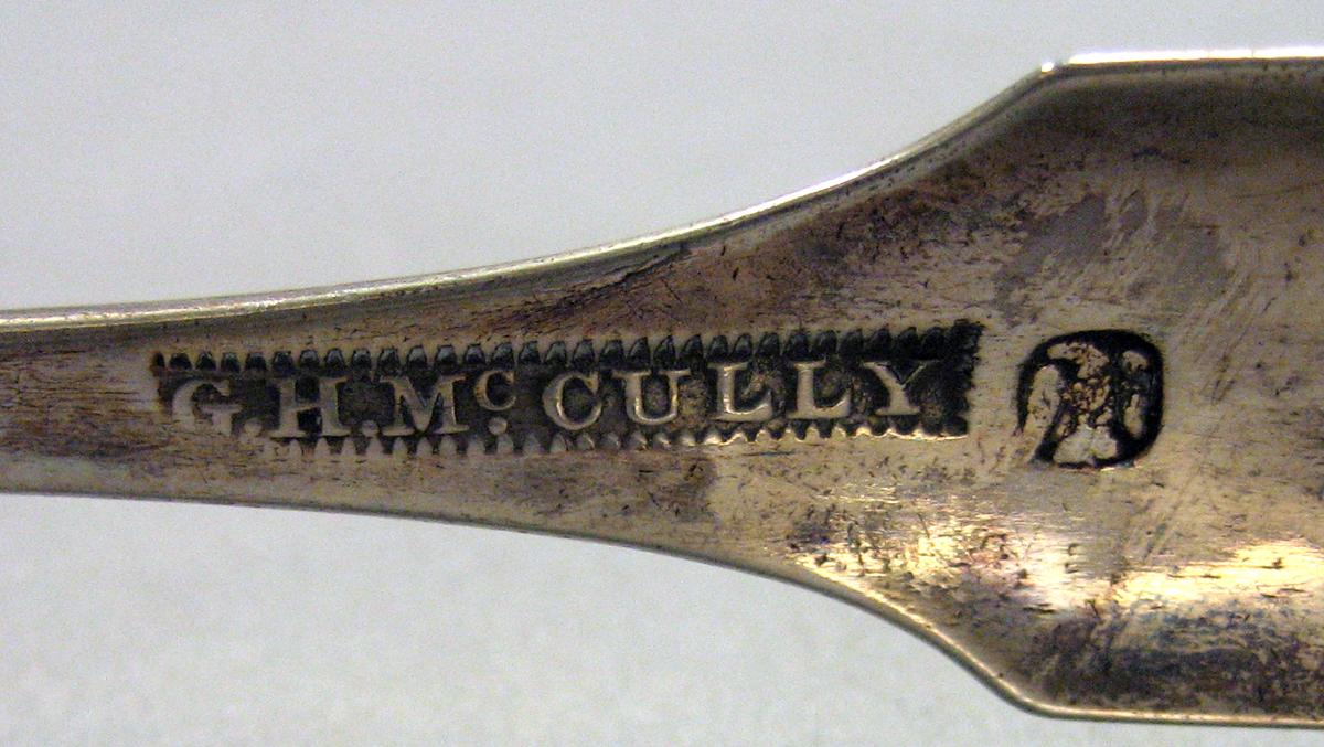 1968.0261 Silver Tongs mark 2