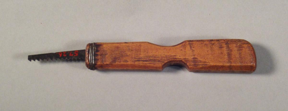 1957.0026.458 Keyhole saw, View 2