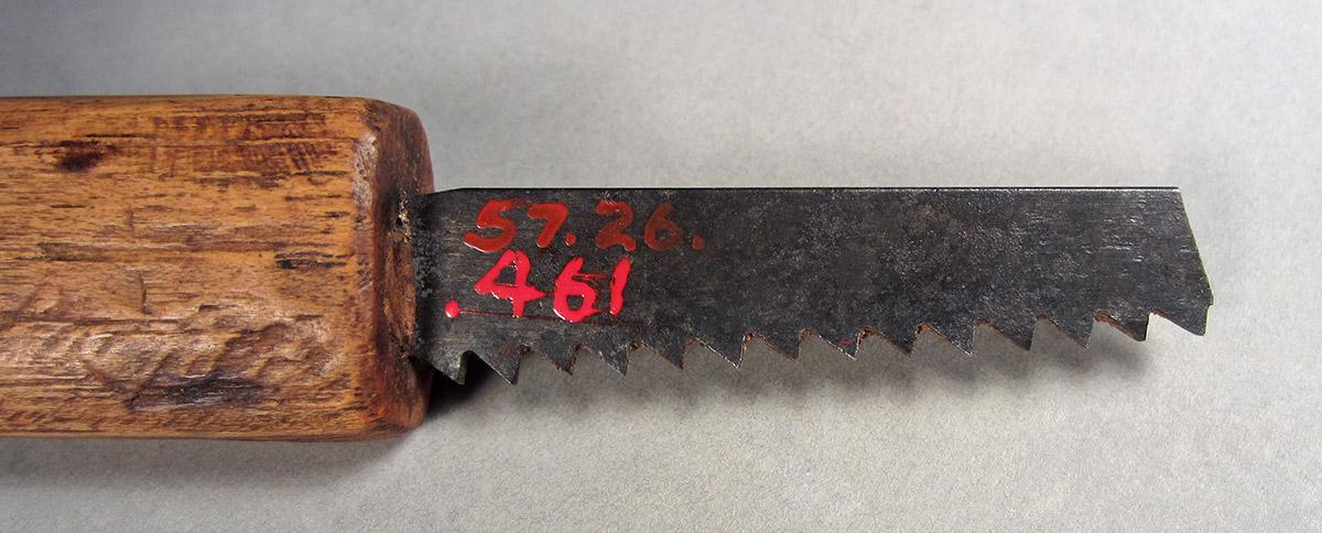 1957.0026.461, Keyhole saw, blade side 1