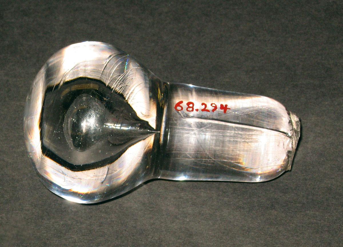 1968.0294 Glass knob