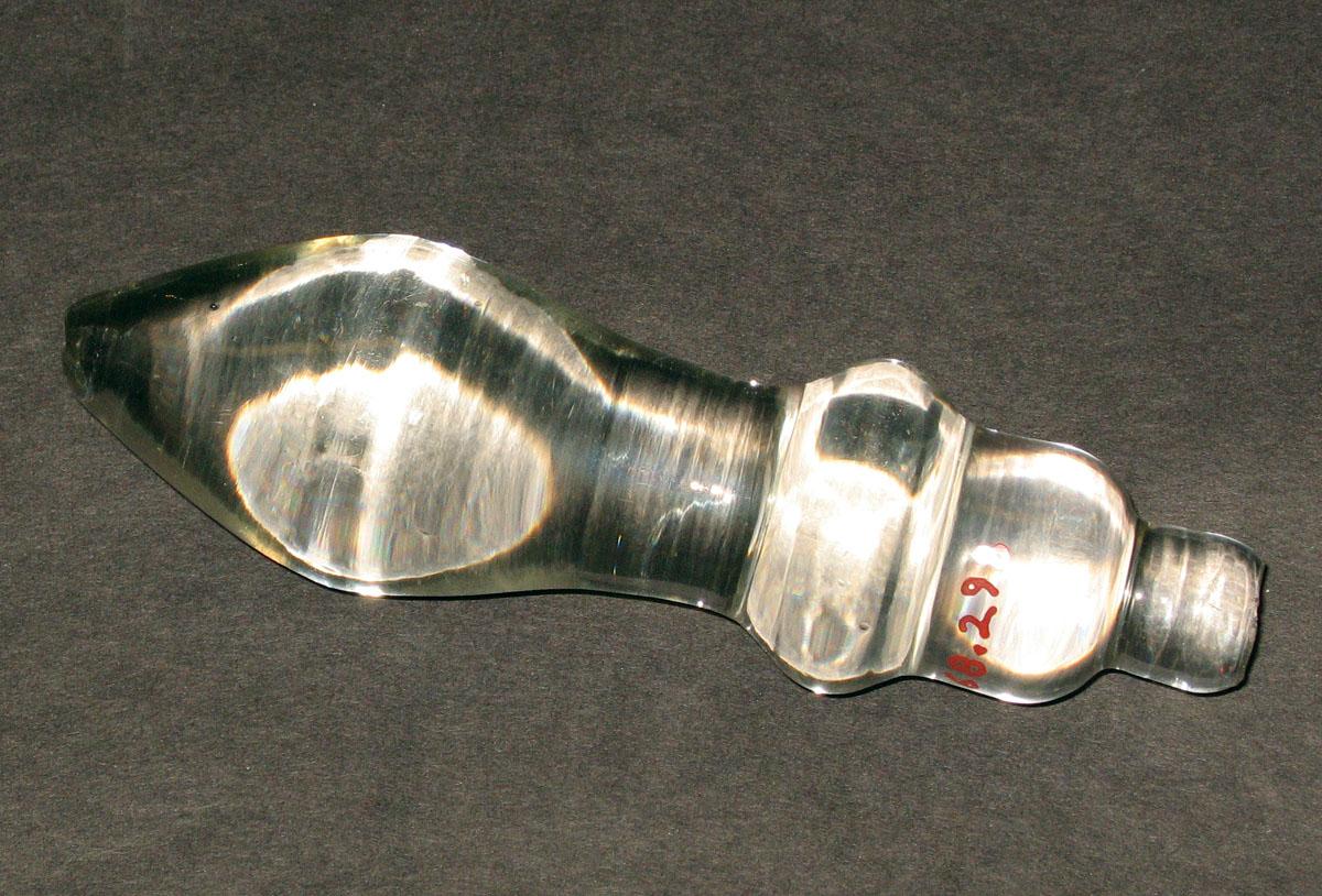 1968.0298 Glass punch ladle handle