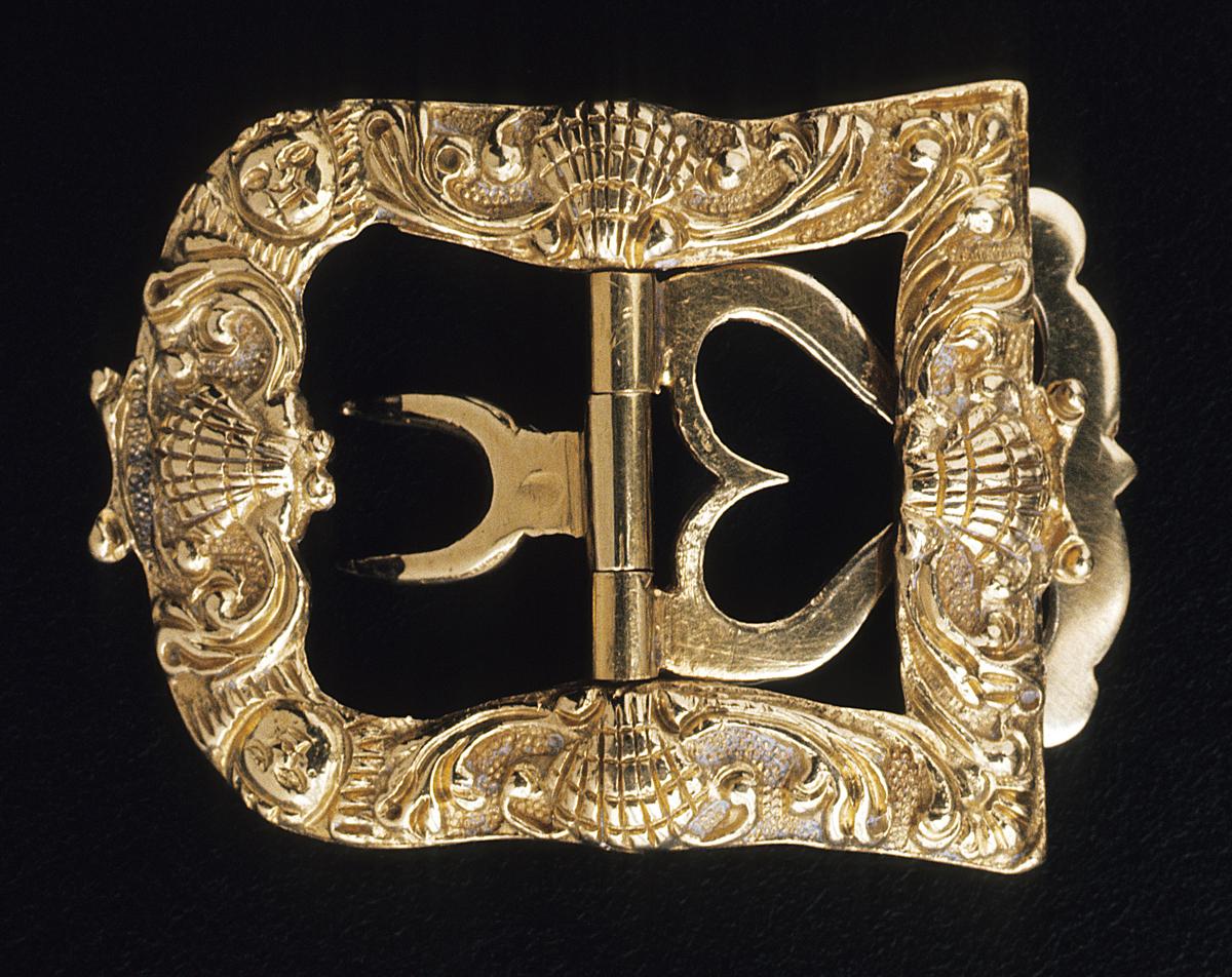 1968.0304 Buckle, view 4