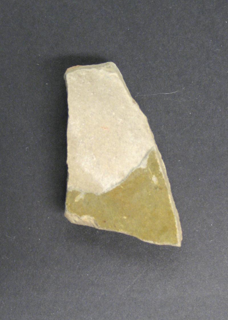 1968.0312.001 Ceramic fragment (underside)