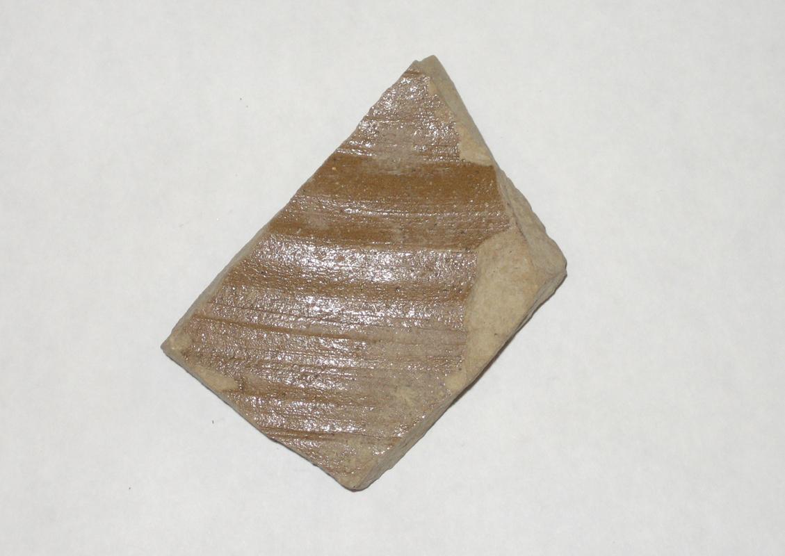 1968.0314.013 Stoneware fragment-underside