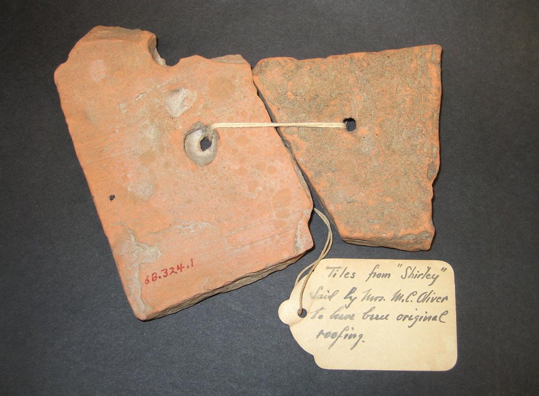 1968.0324.001 Roof tile